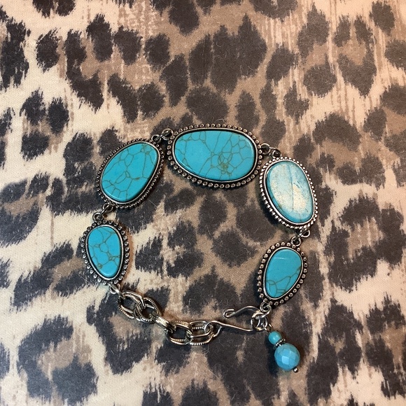 Handcrafted Jewelry - Faux Turquoise bracelet